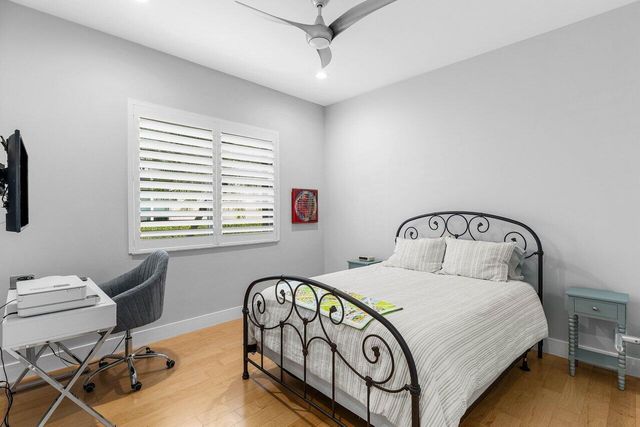 5440 NW 41st Terrace, Boca Raton, FL 33496
