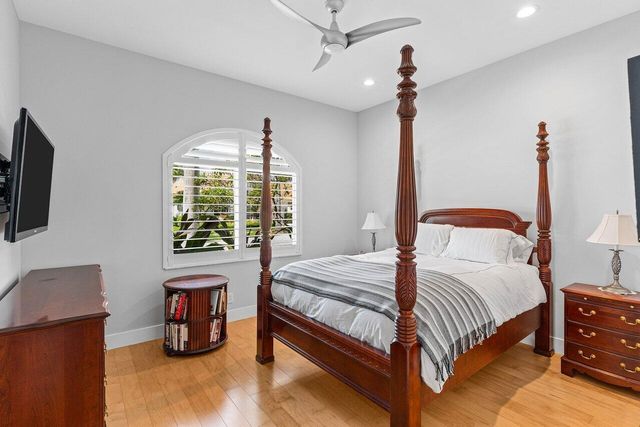 5440 NW 41st Terrace, Boca Raton, FL 33496