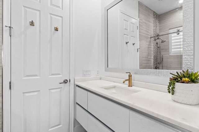 5440 NW 41st Terrace, Boca Raton, FL 33496