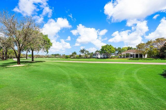 5440 NW 41st Terrace, Boca Raton, FL 33496