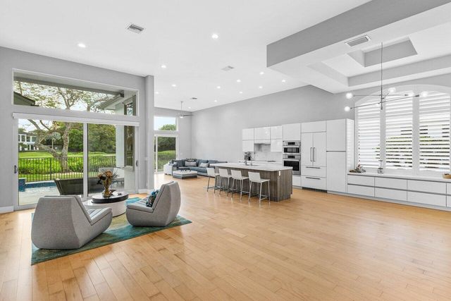 5440 NW 41st Terrace, Boca Raton, FL 33496