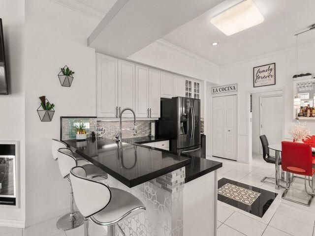 596 NW Lambrusco Drive, Port St Lucie, FL 34986