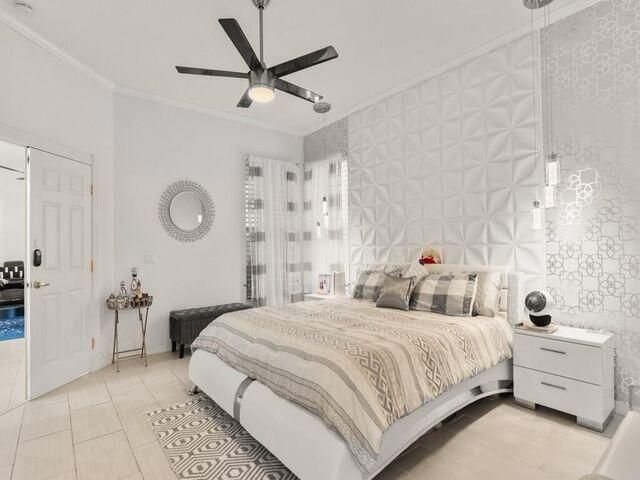 596 NW Lambrusco Drive, Port St Lucie, FL 34986