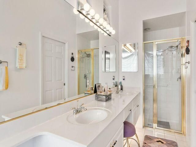 596 NW Lambrusco Drive, Port St Lucie, FL 34986