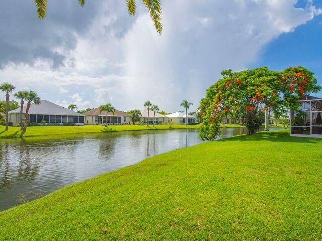596 NW Lambrusco Drive, Port St Lucie, FL 34986