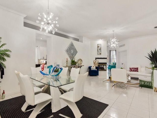 596 NW Lambrusco Drive, Port St Lucie, FL 34986