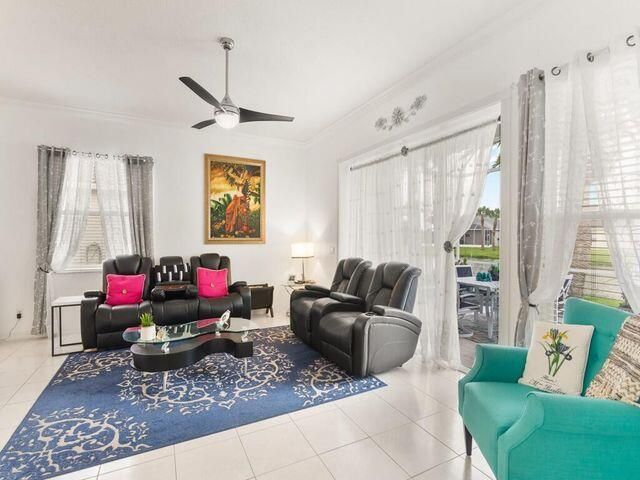 596 NW Lambrusco Drive, Port St Lucie, FL 34986