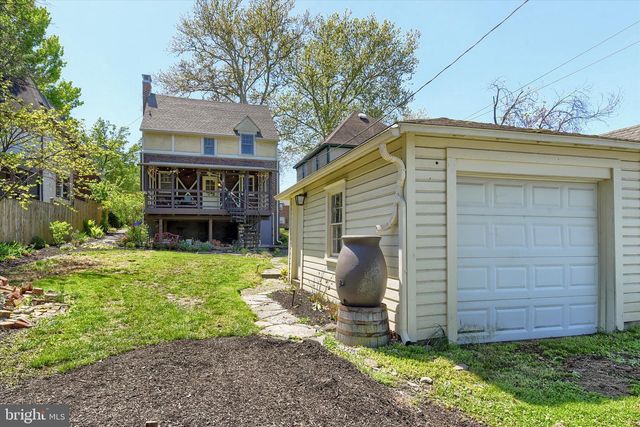 3930 BRISBAN ST, Harrisburg, PA 17111