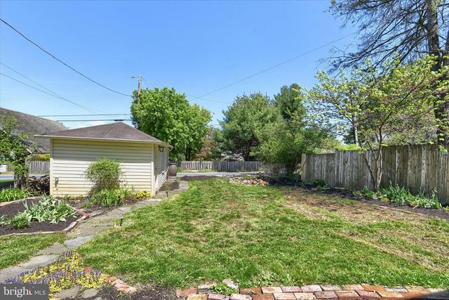 3930 BRISBAN ST, Harrisburg, PA 17111