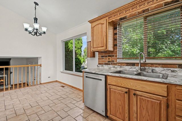 1457 Beaumont Circle, Bartlett, IL 60103