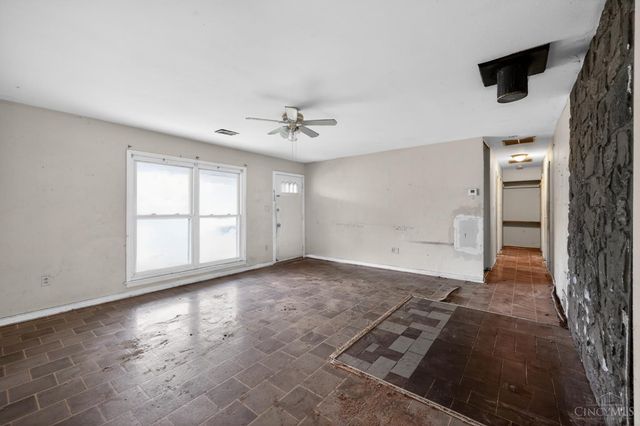 1051 Flintlock Drive, Cincinnati, OH 45231