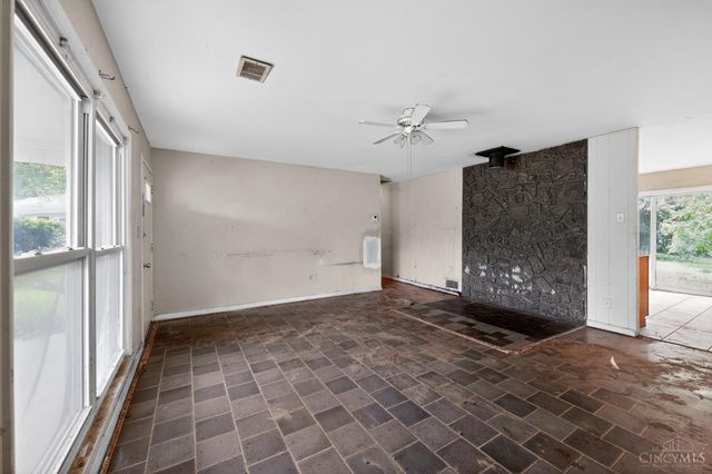 1051 Flintlock Drive, Cincinnati, OH 45231