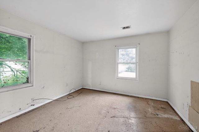 1051 Flintlock Drive, Cincinnati, OH 45231