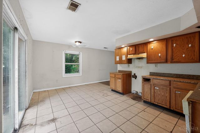 1051 Flintlock Drive, Cincinnati, OH 45231