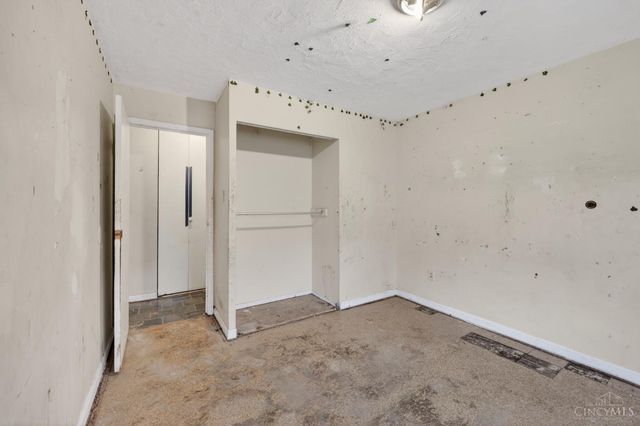 1051 Flintlock Drive, Cincinnati, OH 45231