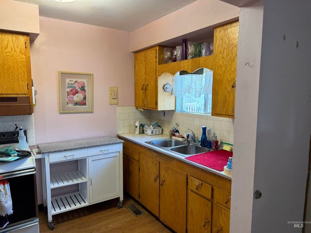 1373 Washington Street S, Twin Falls, ID 83301