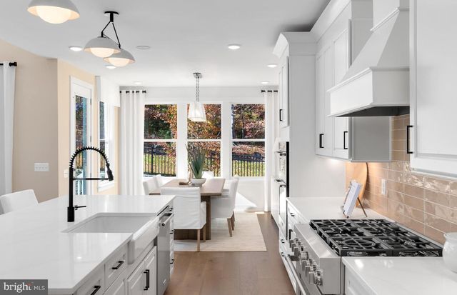 18441 SUGAR SNAP CIR, Leesburg, VA 20176