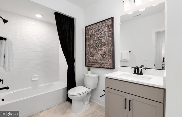 18441 SUGAR SNAP CIR, Leesburg, VA 20176