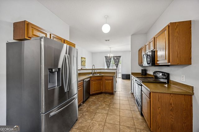 151 Pine Bluff Boulevard W, Kingsland, GA 31548