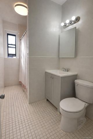 40-05 Ithaca Street 6D, Elmhurst, NY 11373