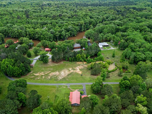 418 PR 7223, Jefferson, TX 75657