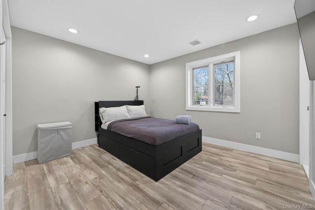 14 Woodland Drive, Old Bethpage, NY 11804