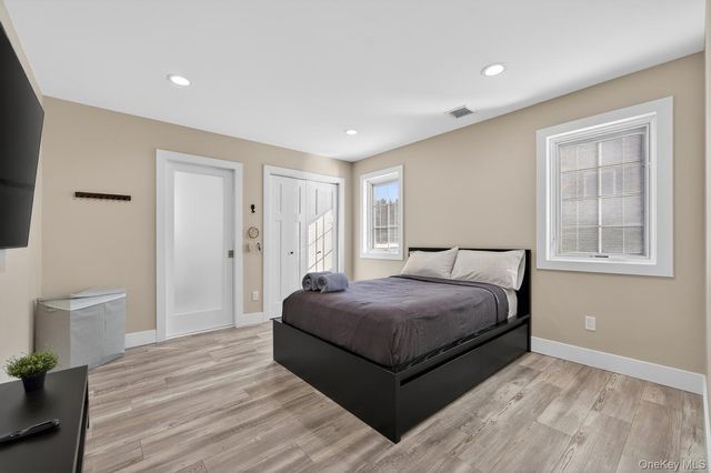 14 Woodland Drive, Old Bethpage, NY 11804