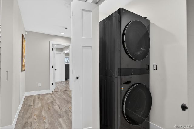 14 Woodland Drive, Old Bethpage, NY 11804