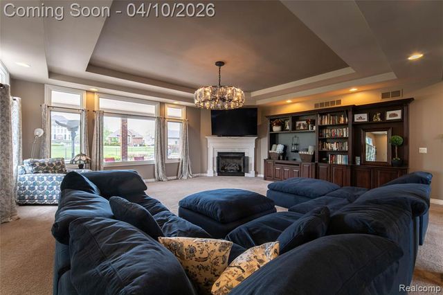 67102 Rachael Lane, Washington, MI 48095