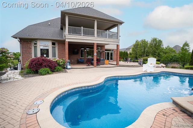 67102 Rachael Lane, Washington, MI 48095