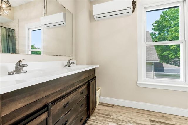 207 N 15th Street, Kansas City, KS 66102