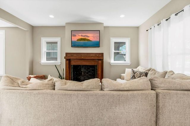 207 N 15th Street, Kansas City, KS 66102