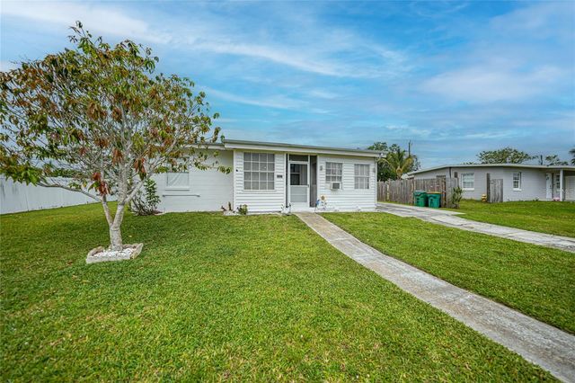 2321 DALLAS STREET, Port Charlotte, FL 33952