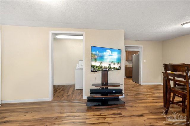 6480 Gaynell Ave, Milton, FL 32570