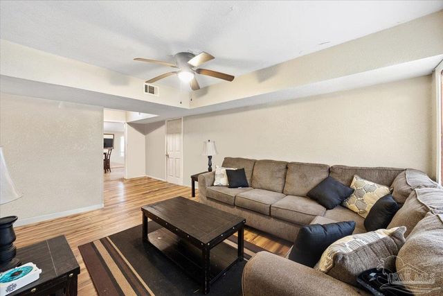 6480 Gaynell Ave, Milton, FL 32570