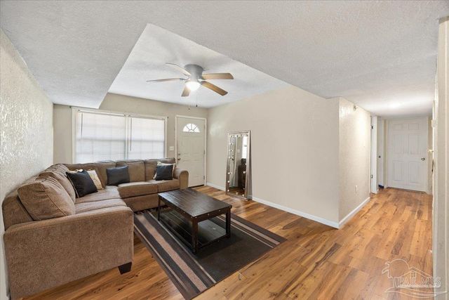 6480 Gaynell Ave, Milton, FL 32570