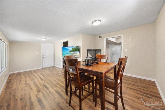 6480 Gaynell Ave, Milton, FL 32570