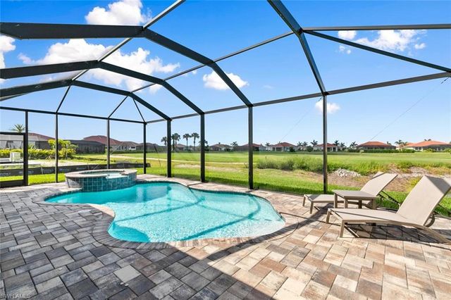 18772 Royal Hammock BLVD, Naples, FL 34114