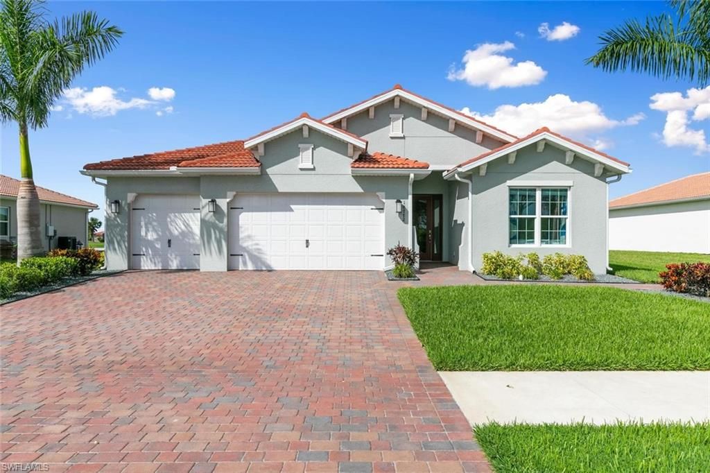 18772 Royal Hammock BLVD, Naples, FL 34114