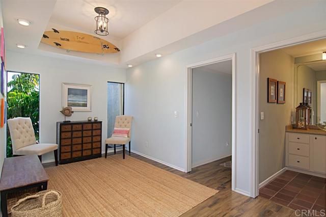 911 E Avenue 301, Coronado, CA 92118