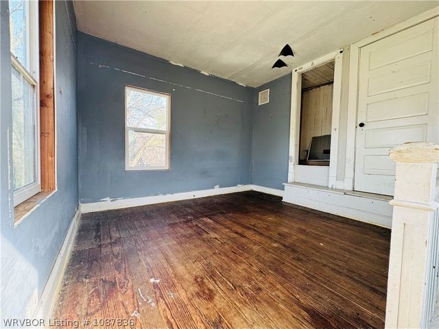 1805 T Street, Fort Smith, AR 72901