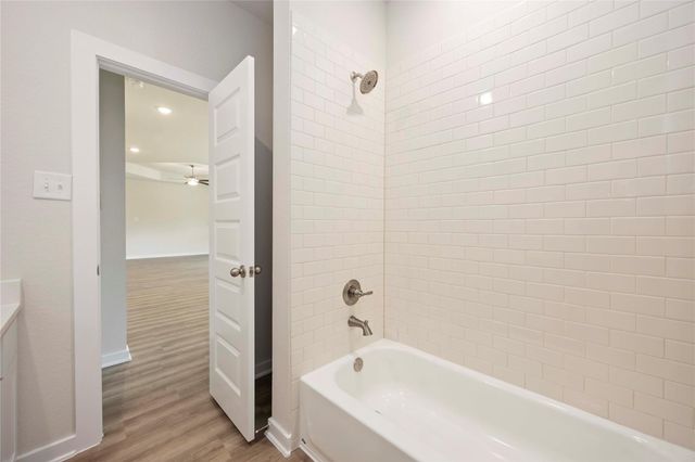 400 Barton Place Drive, Tarkington, TX 77327