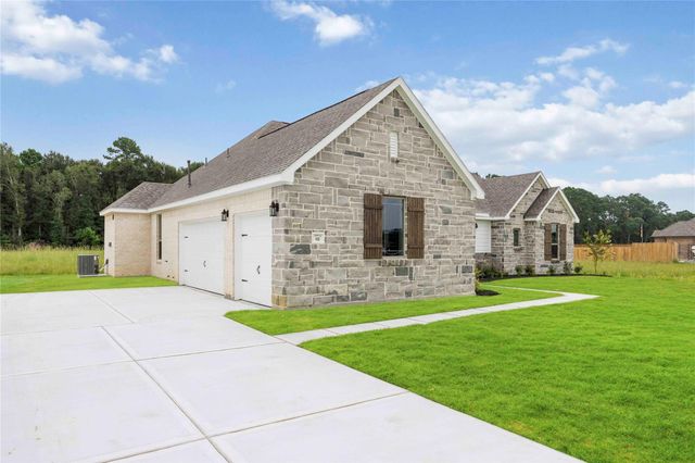 400 Barton Place Drive, Tarkington, TX 77327