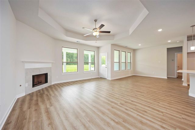 400 Barton Place Drive, Tarkington, TX 77327