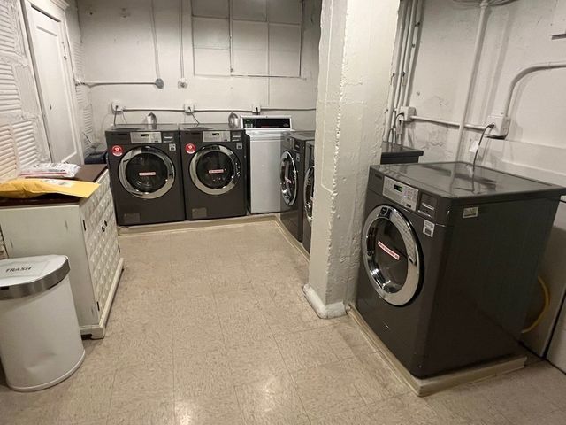 250 Commonwealth Ave 22, Boston, MA 02116