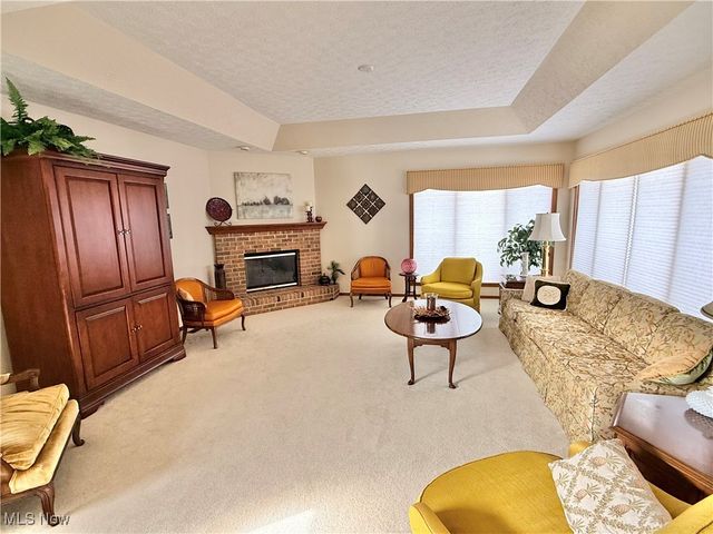 33162 Eagles Glen Court, North Ridgeville, OH 44039