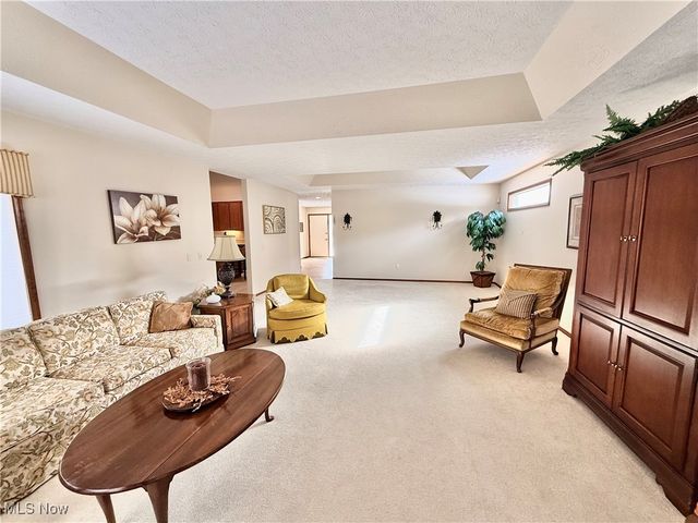 33162 Eagles Glen Court, North Ridgeville, OH 44039