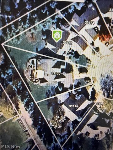 33162 Eagles Glen Court, North Ridgeville, OH 44039