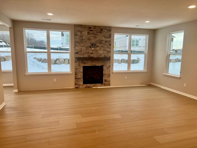 19671 Hunters Ridge, Corcoran, MN 55374