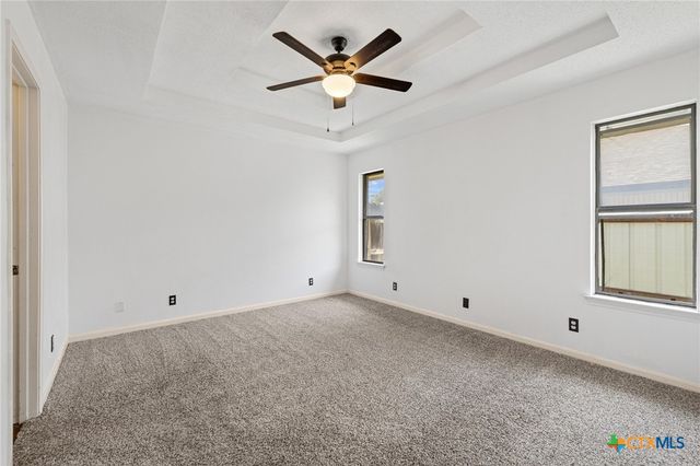 1008 Woodshadows Drive, Harker Heights, TX 76548